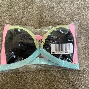 NWT Pink VS push-up triangle swim top in black with rainbow trim- M-DD